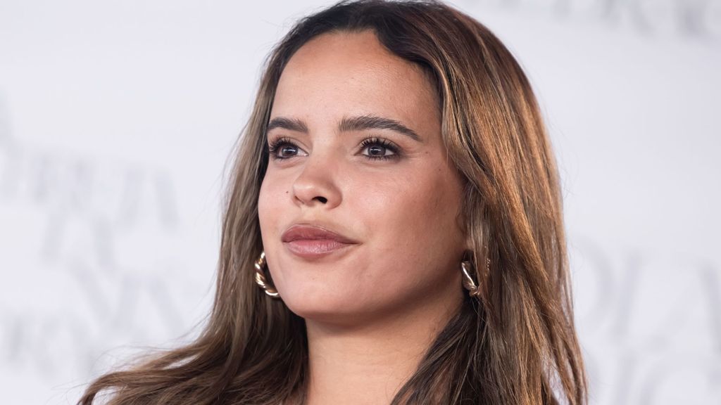 Gloria Camila se somete a un cambio de look en medio de su conflicto con Rocío Flores