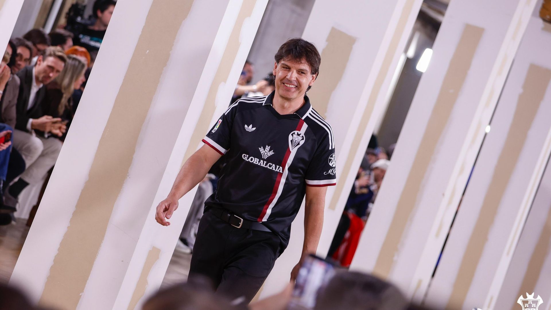 La camiseta retro del Albacete Balompié