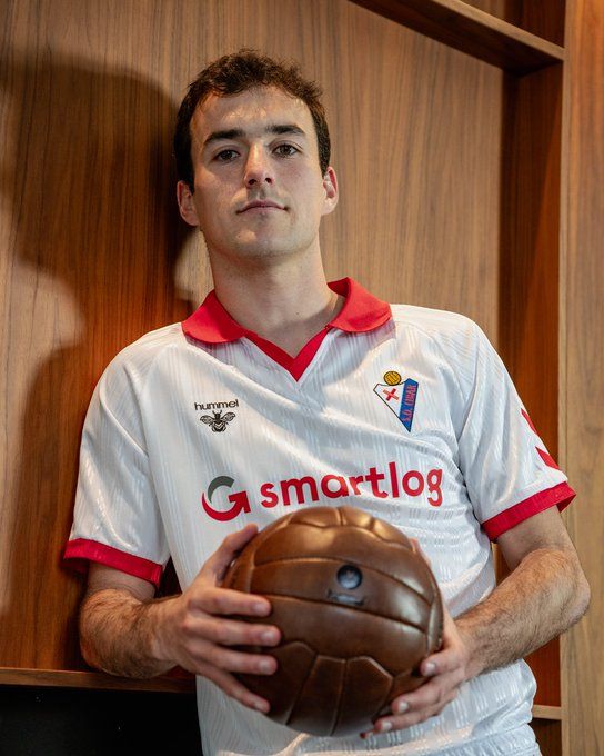 La camiseta retro del SD Eibar