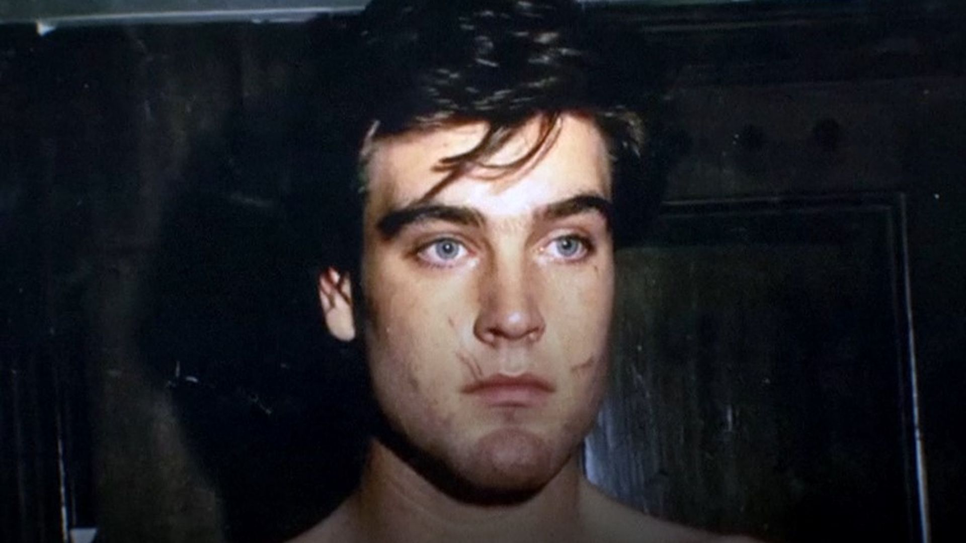 Así fue detención de Robert Chambers: le encontraron lleno de arañazos y sangre