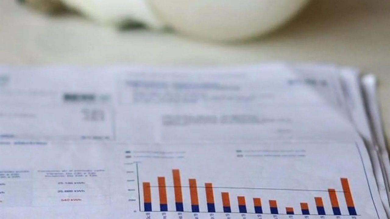 Una factura de la luz