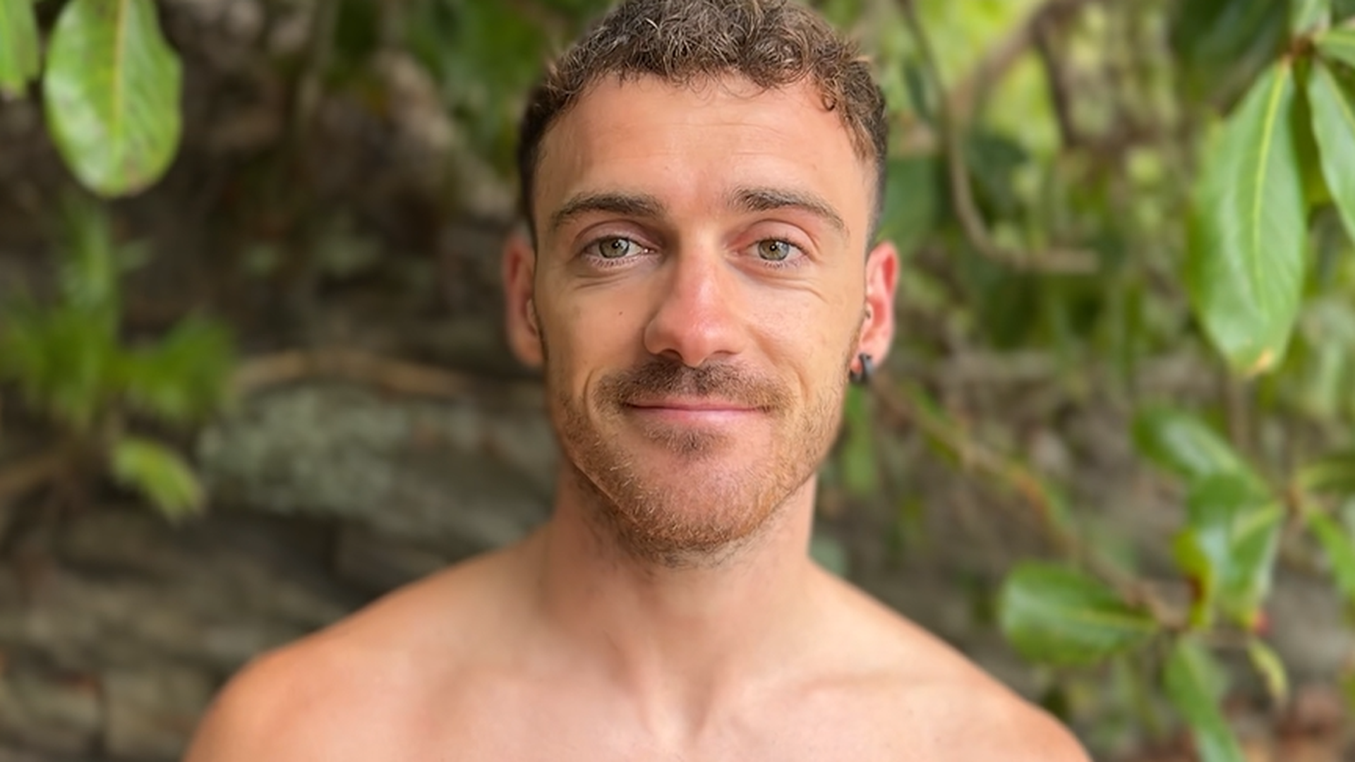 Aratz confiesa quién es su persona imprescindible en la playa