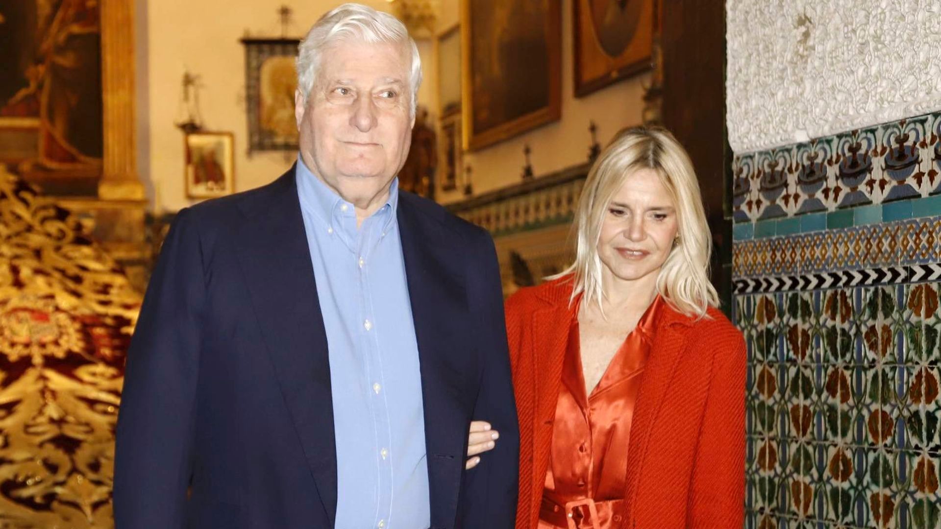 El duque de Alba y Eugenia Martínez de Irujo durante la presentación de la exposición 'Cayetana. Grande de España'