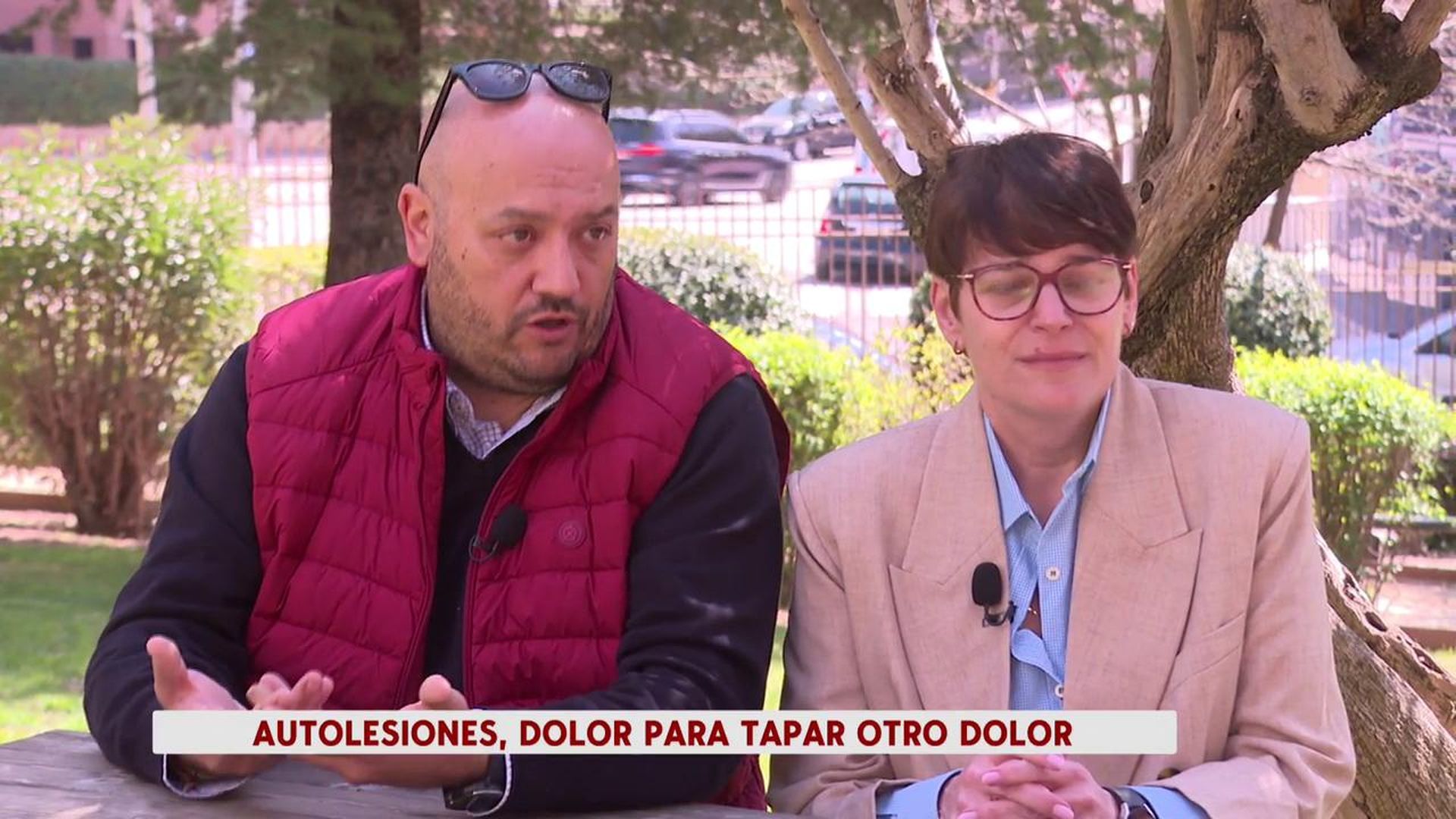 Rafa y Eva, el drama de ver cómo tu hija se autolesiona con 11 años: "Hoy, 4 años después, sus marcas son su historia, sí que se sale" Rafa y Eva, el drama de ver cómo tu hija se autolesiona con 11 años: "Hoy, 4 años después, sus marcas son su historia, sí que se sale"