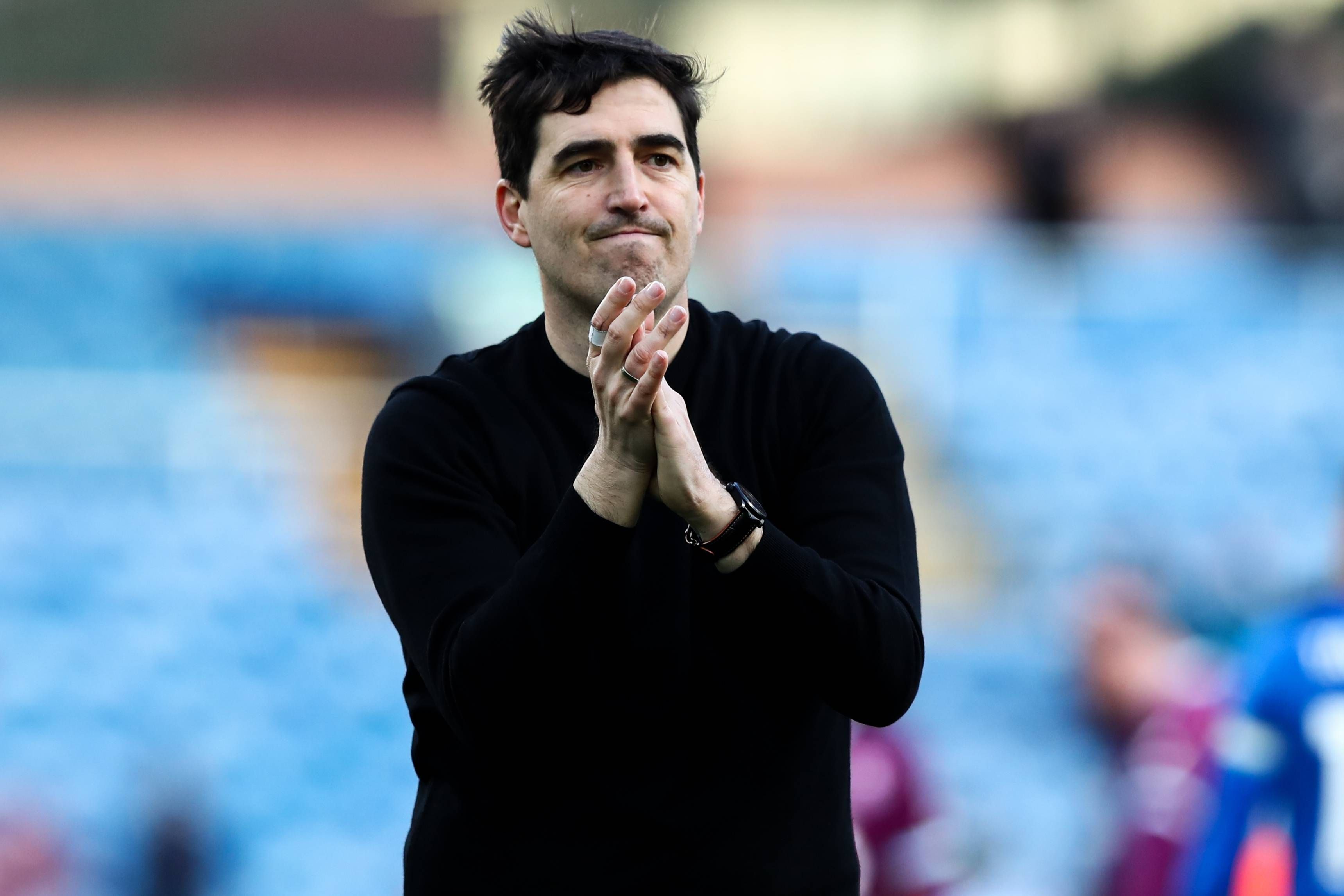 Andoni Iraola en un partido en la Premier League