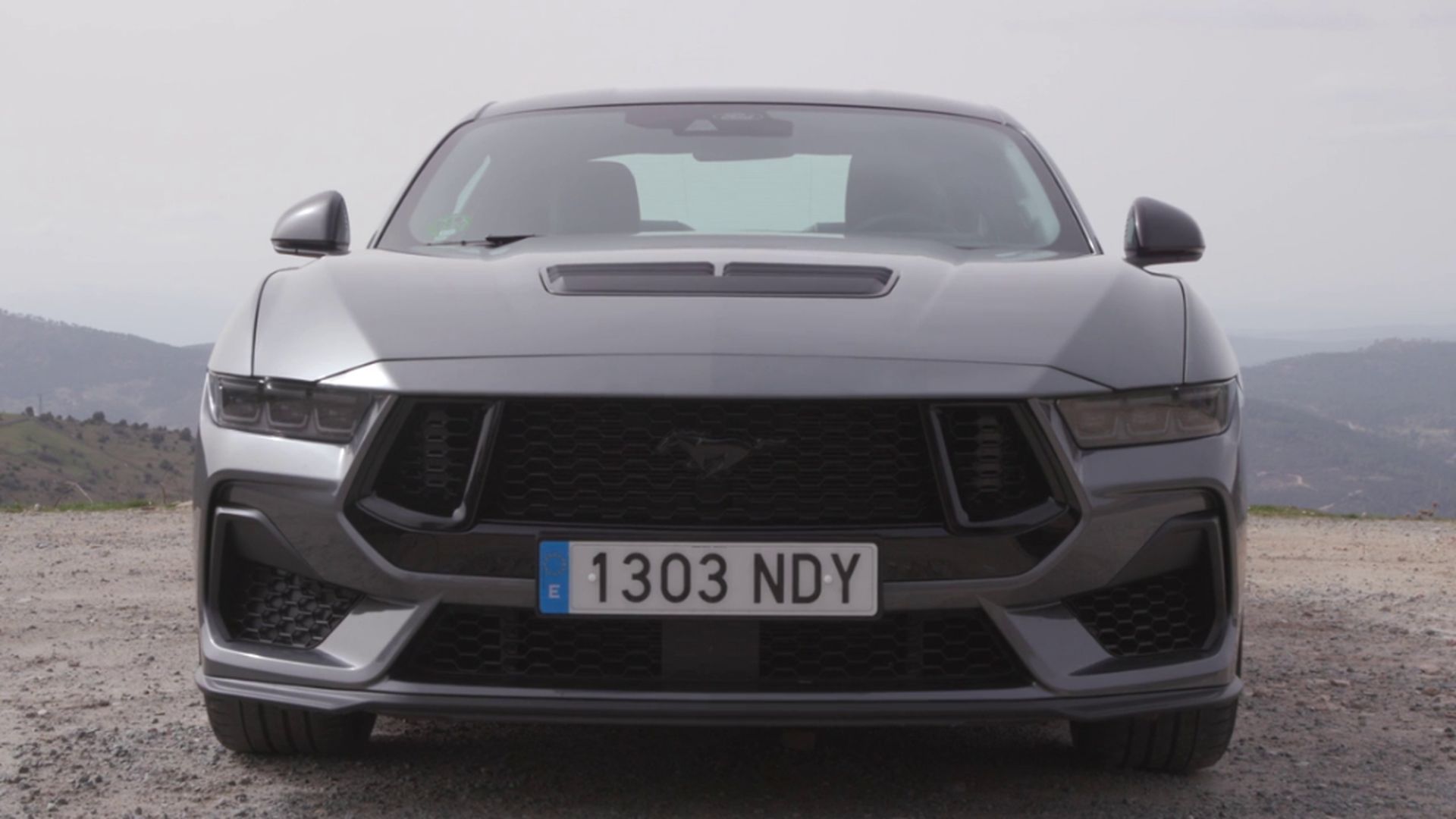 Gonzalo Serrano con el Ford Mustang GT
