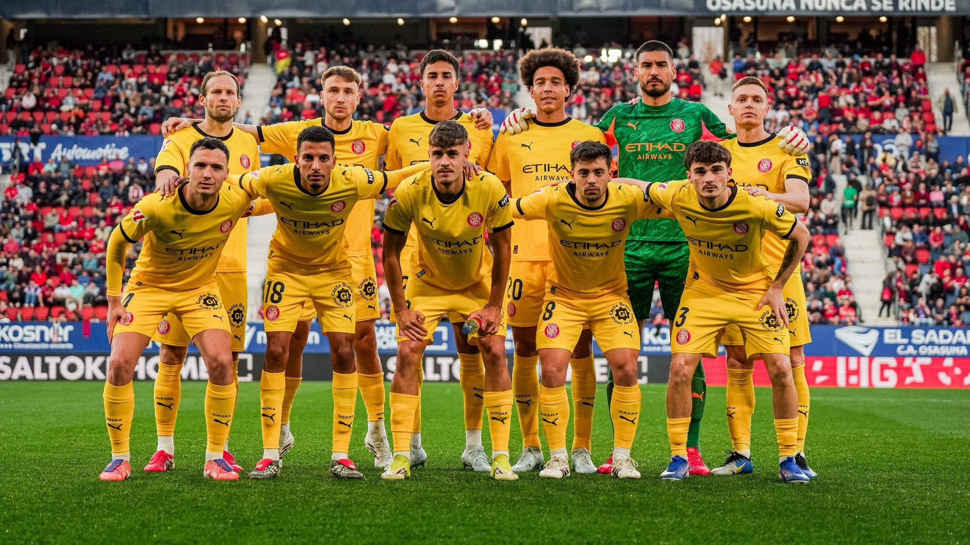Los jugadores del Girona ante el Osasuna Los jugadores del Girona ante el Osasuna