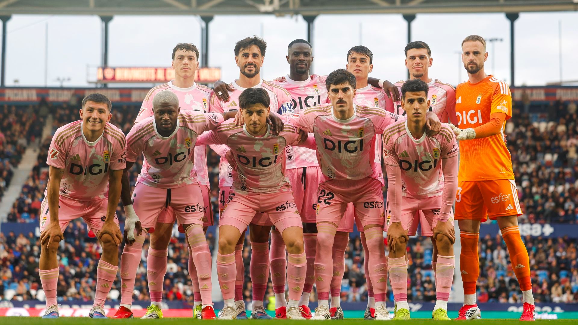 Once del Real Oviedo en casa del Levante