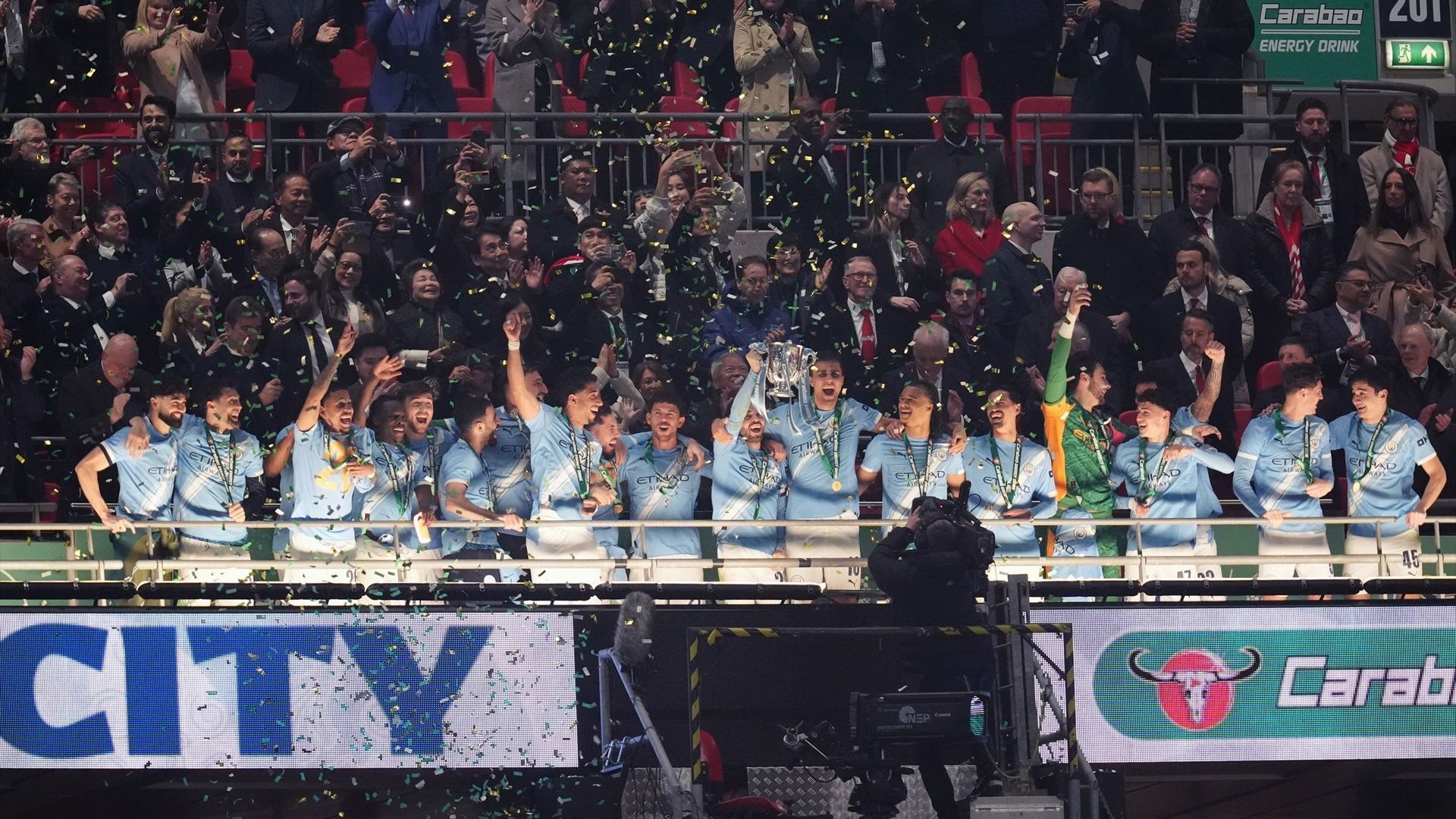 El Manchester City celebra la EFL Cup 26/27