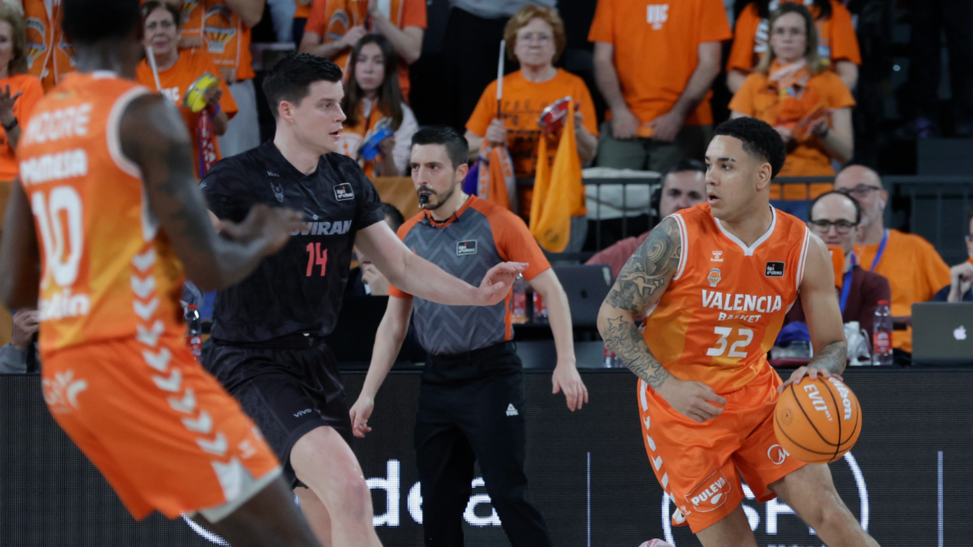 Valencia Basket vence al Covirán Granada en el Roig Arena (107-91)