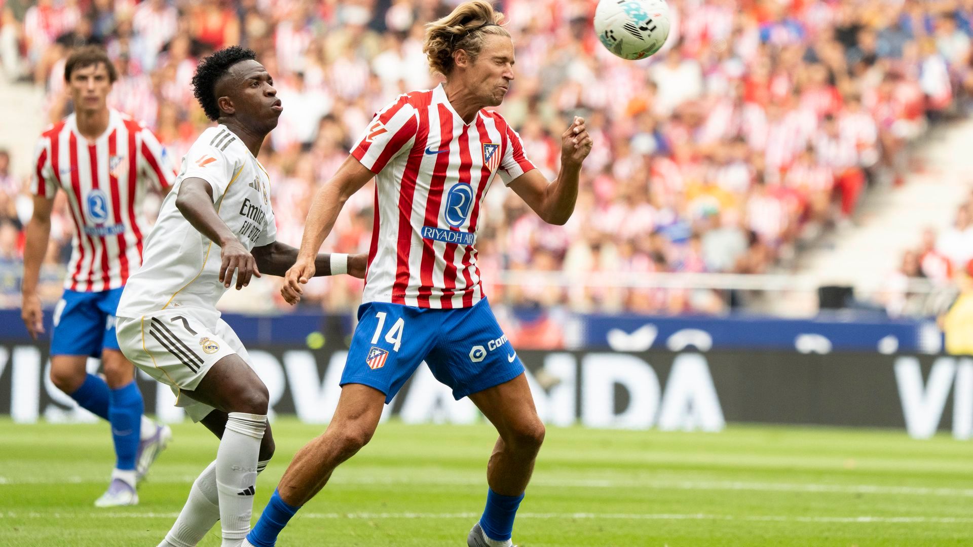 Vinicius y Marcos Llorente, en el Atlético - Real Madrid Vinicius y Marcos Llorente, en el Atlético - Real Madrid