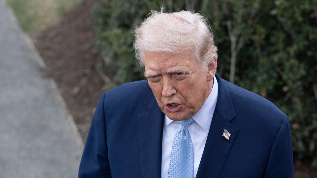 Irán niega negociaciones con EEUU y atribuye el anuncio de Trump a una manipulación del precio del crudo