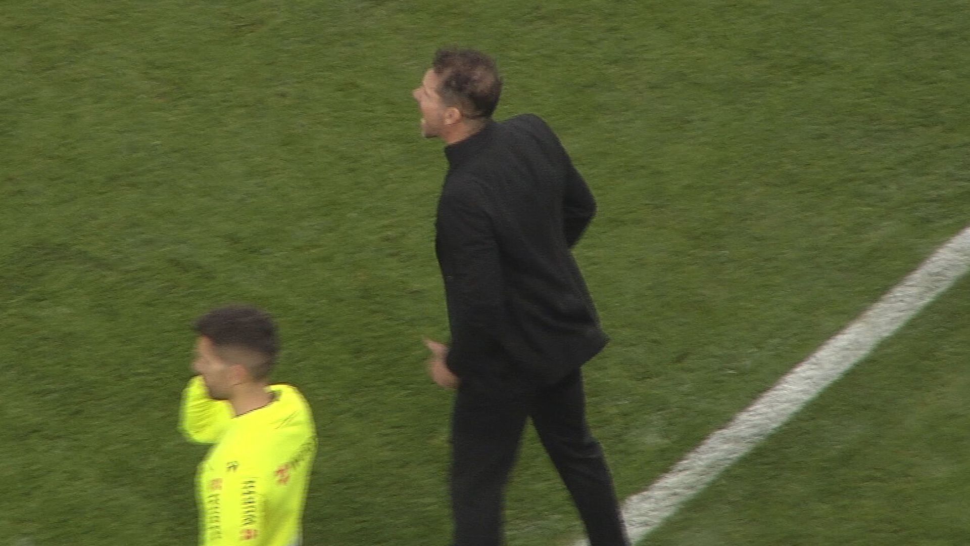 El enfado de Simeone en el tercer gol del Real Madrid