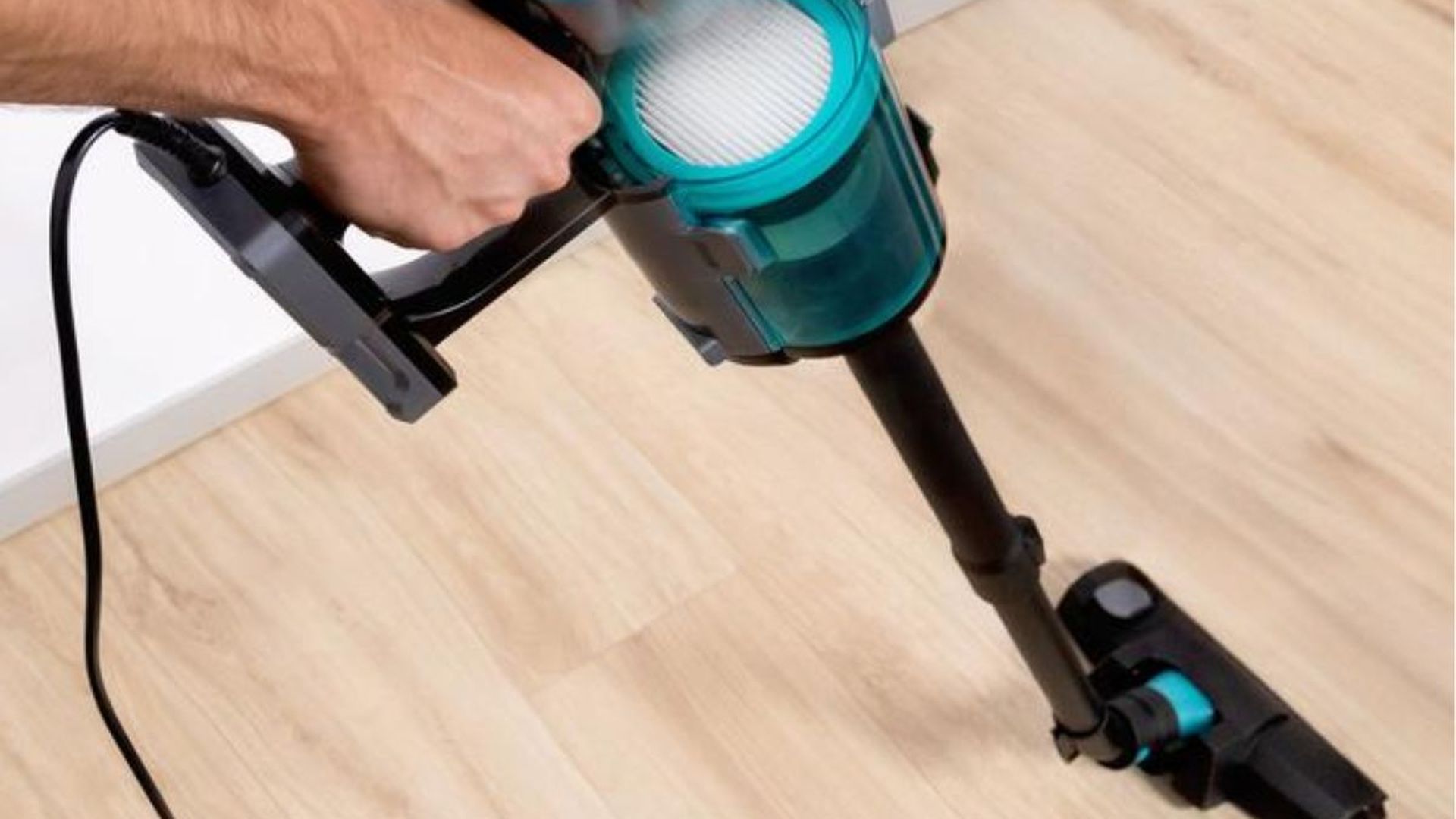 Limpieza profunda en una sola pasada y bajo consumo: quita el polvo y ahorra con este aspirador Cecotec Limpieza profunda en una sola pasada y bajo consumo: quita el polvo y ahorra con este aspirador Cecotec