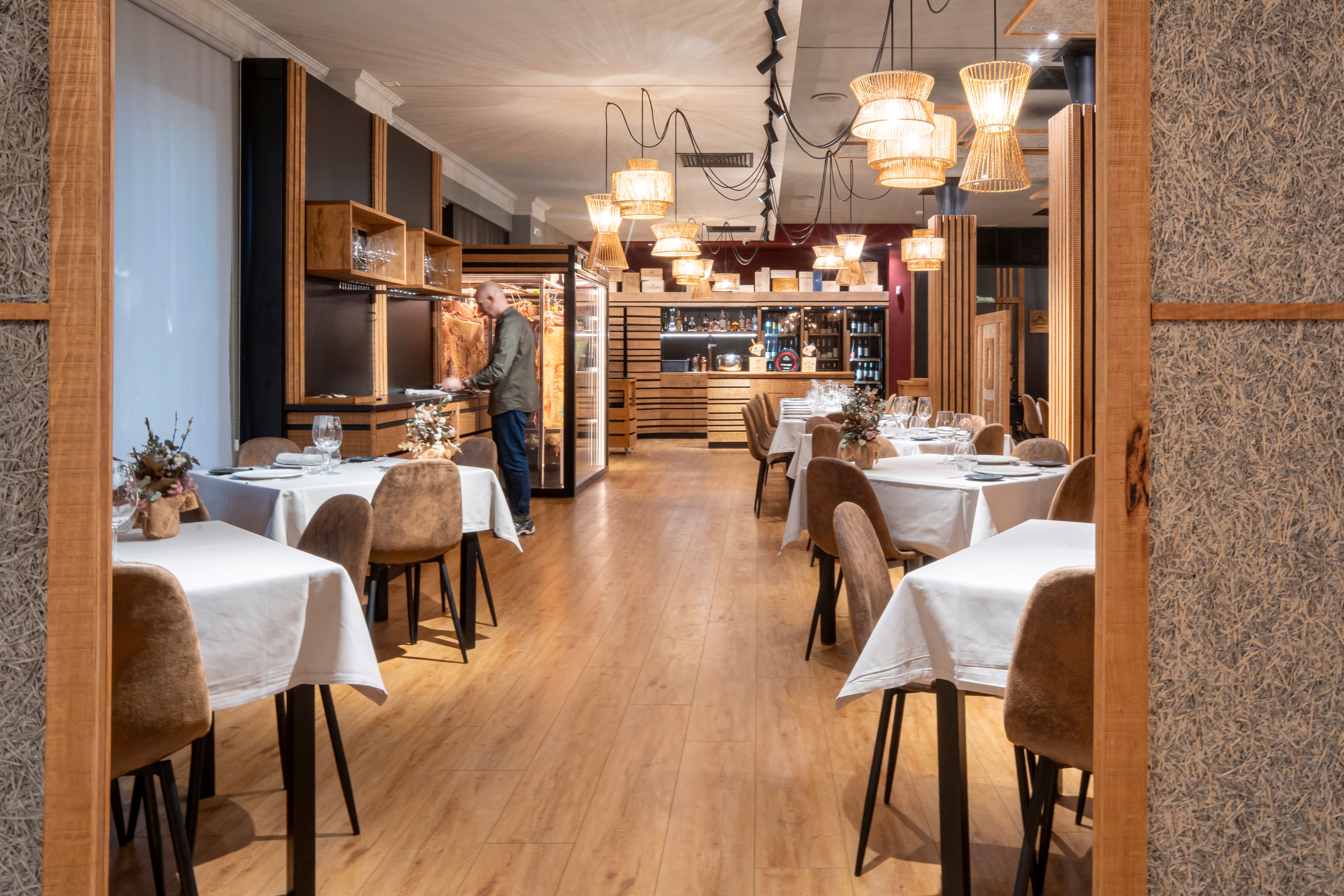 Un asador moderno que recomiendan Michelin y Repsol