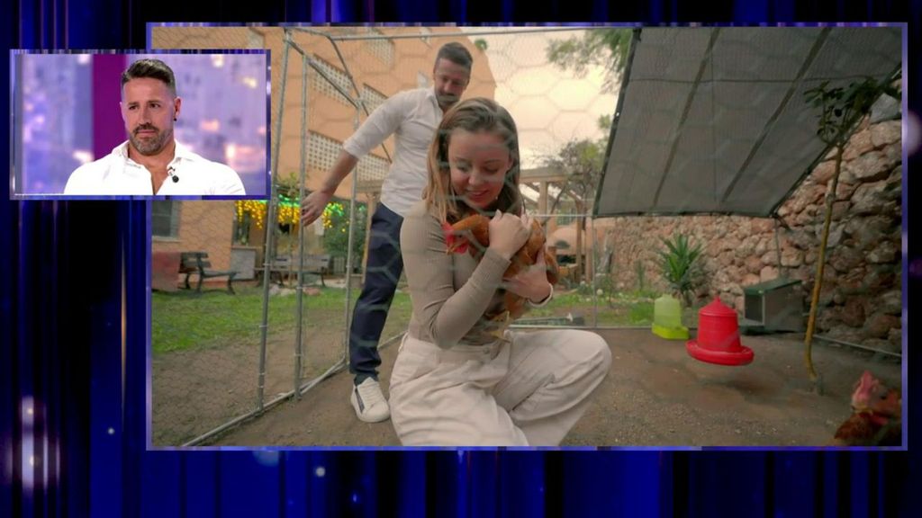 Ana le hace un house tour a Luija de la casa que comparte con sus hijos en Málaga