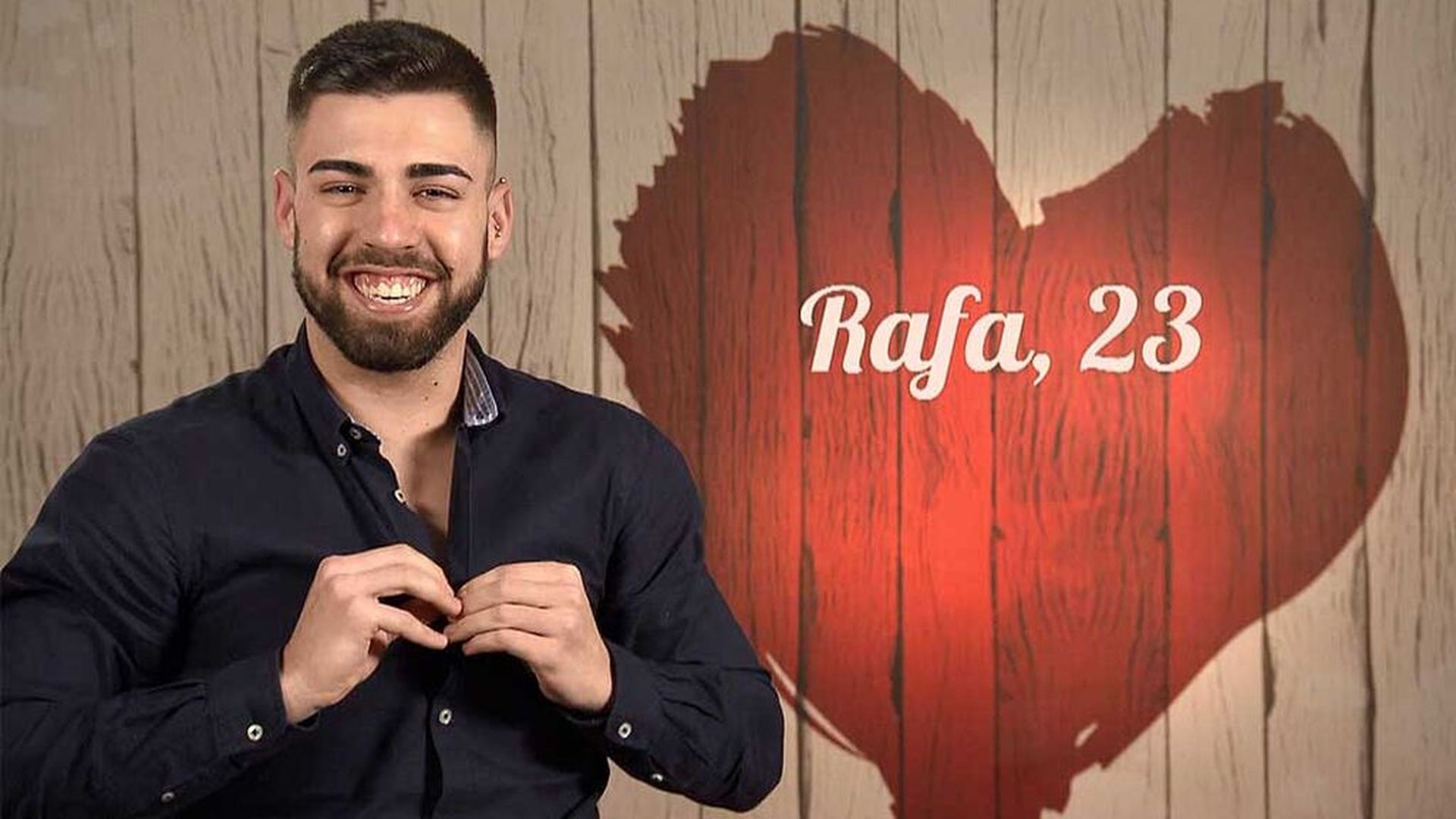 Rafa enseña el tatuaje a su padre y a media España al mismo tiempo: “Me va a matar” Rafa enseña el tatuaje a su padre y a media España al mismo tiempo: “Me va a matar”