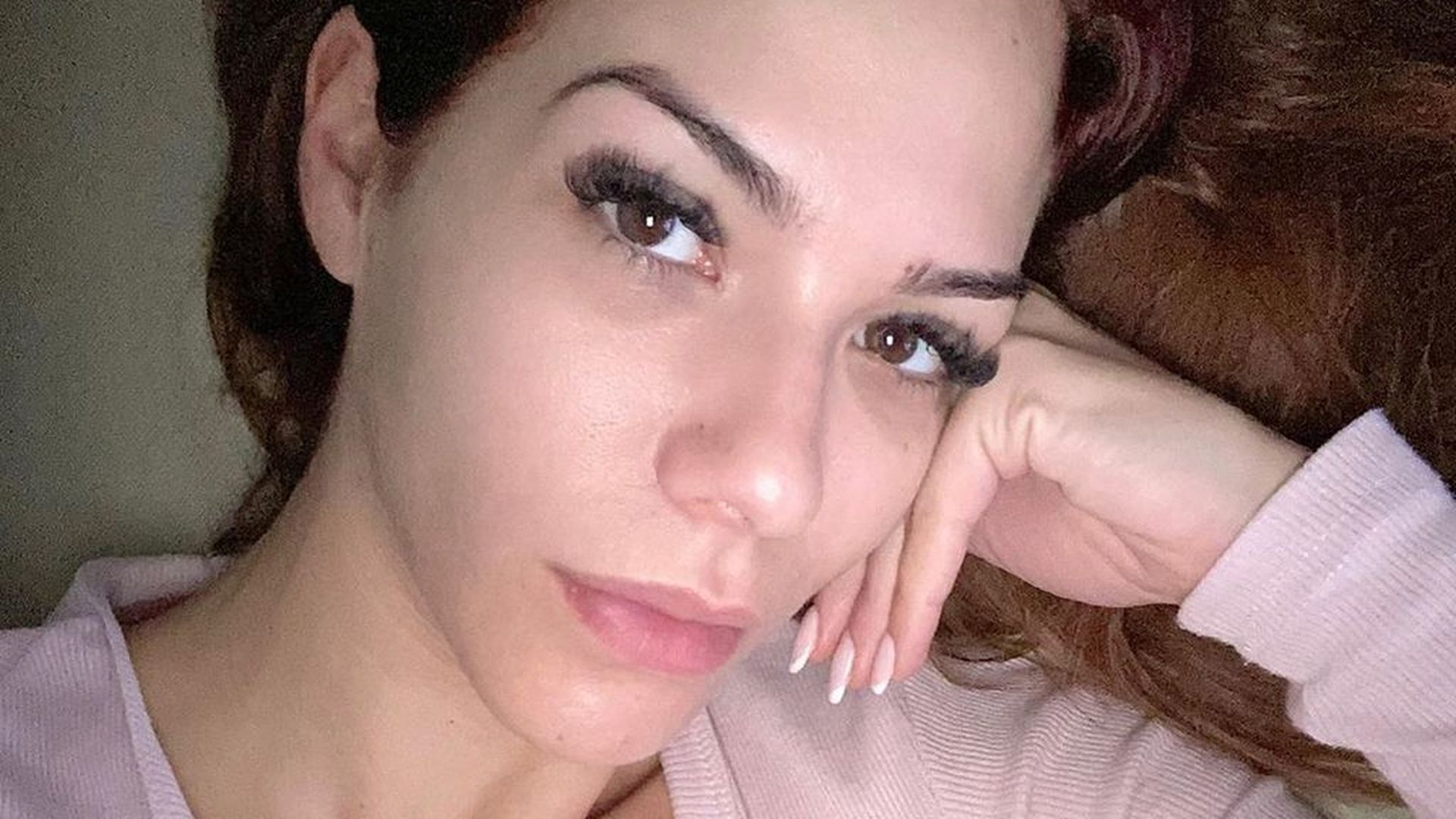 Tamara Gorro llora por no poder ver a sus hijos: "No sé cuántos días pasarán hasta que no vuelva a hacer" Tamara Gorro llora por no poder ver a sus hijos: "No sé cuántos días pasarán hasta que no vuelva a hacer"