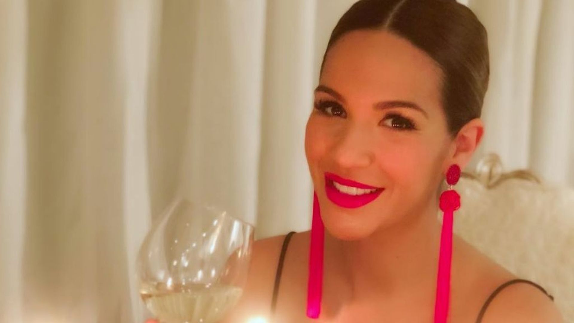 Tamara Gorro se desnudo para celebrar el millón de seguidores Tamara Gorro se desnudo para celebrar el millón de seguidores