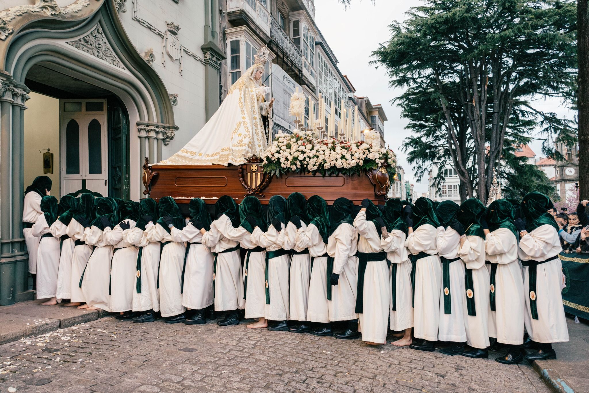 Una de las procesiones de la Semana Santa ferrolana