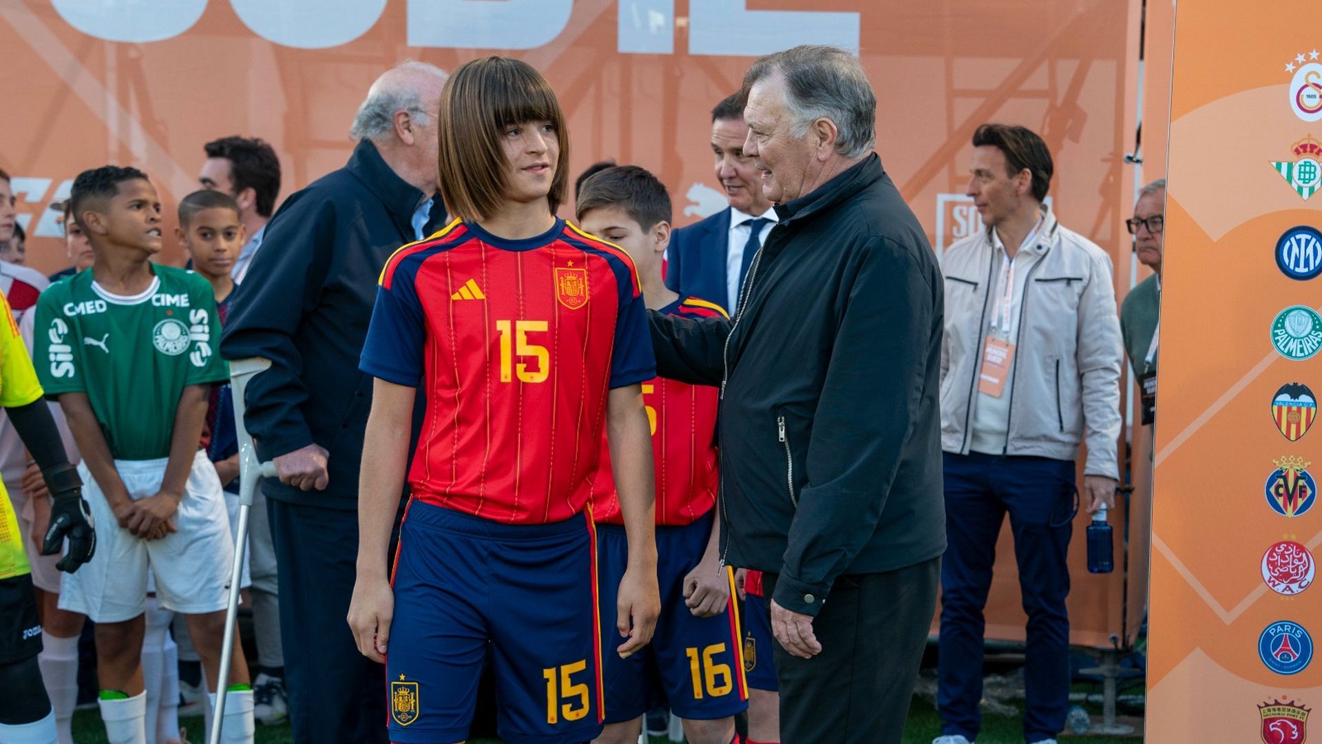 Álex Ferrer con José Antonio Camacho