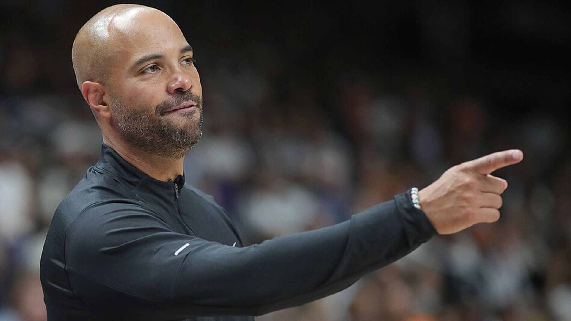 Jordi Fernández entrenando durante un partido de la NBA en 2023