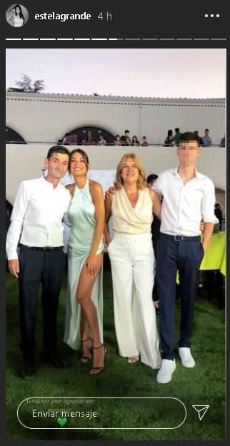 'Story' de Estela con sus padres y su hermano