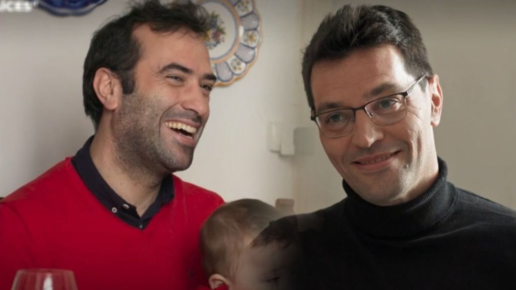 La anécdota de Carlos Cuerpo cuando no llevó los deberes a clase y su madre se enteró por su profesora en Badajoz