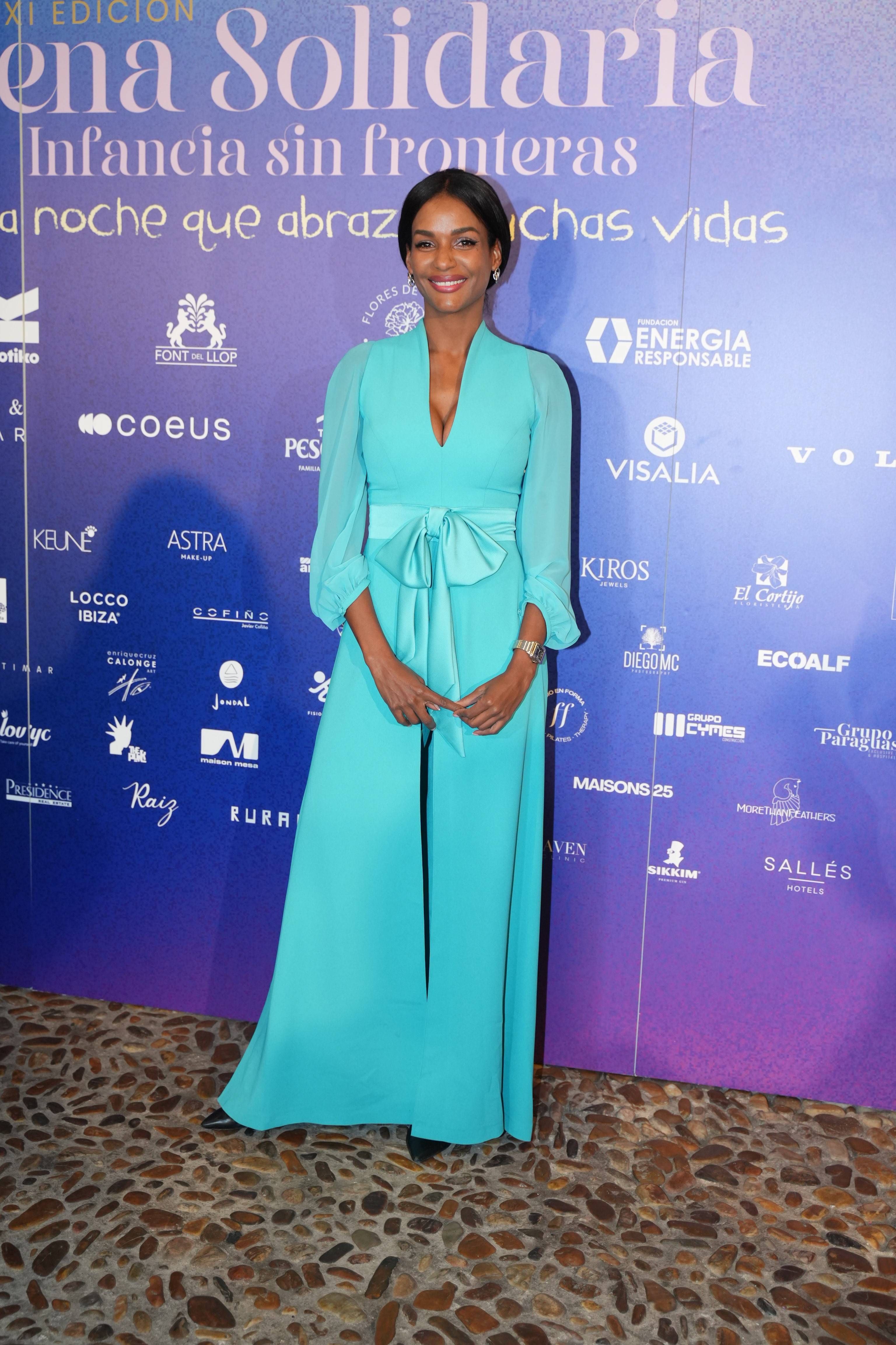 Liz Emiliano, en la alfombra roja de Infancia Sin Fronteras