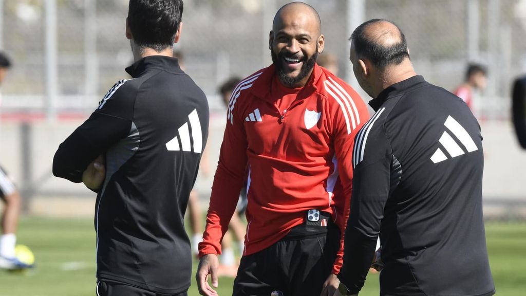 Marcao reaparece en el entrenamiento del Sevilla tras obtener su nacionalidad