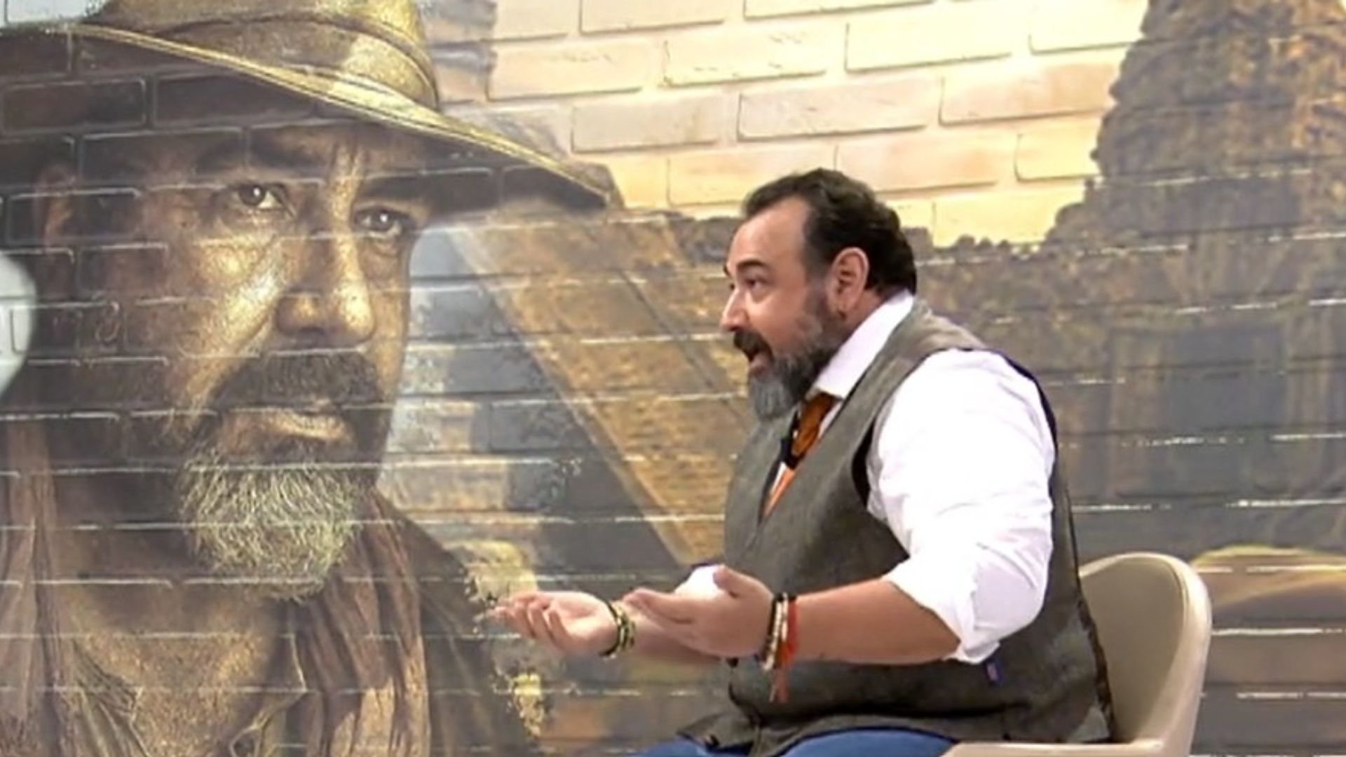 Tito Vivas, el ‘Indiana Jones’ español que desmonta mitos sin perder el asombro por el pasado Tito Vivas, el ‘Indiana Jones’ español que desmonta mitos sin perder el asombro por el pasado