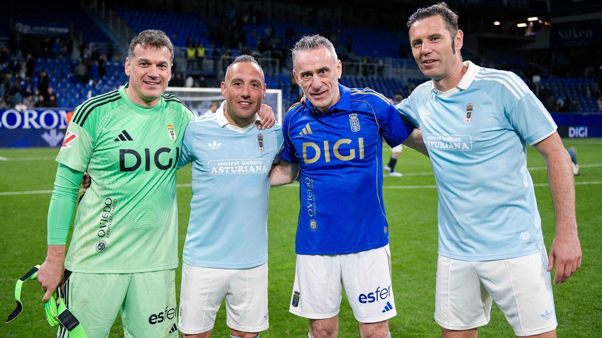 Esteban, Santi Cazorla, Paulo Bento y Diego Cervero