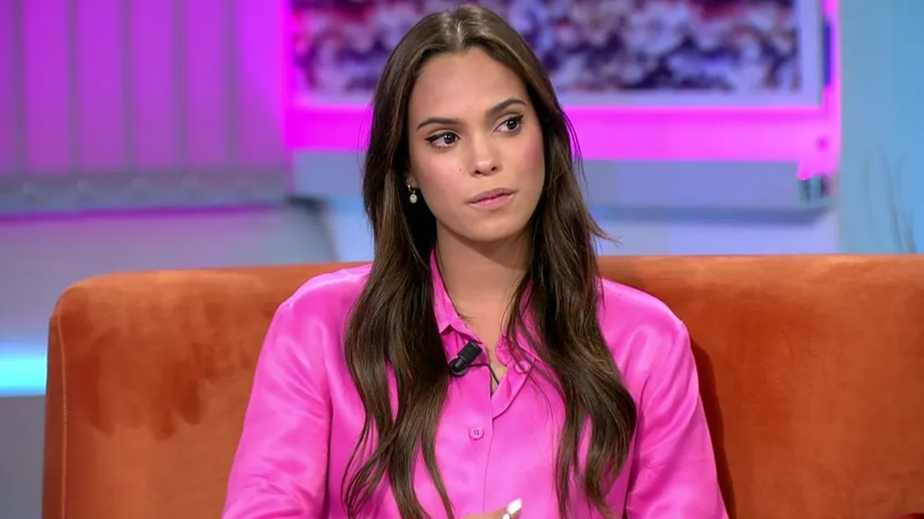 La decisión de Gloria Camila tras la dura entrevista de Manuel Cortés destapando sus infidelidades Fiesta 2026 Top Vídeos 1081