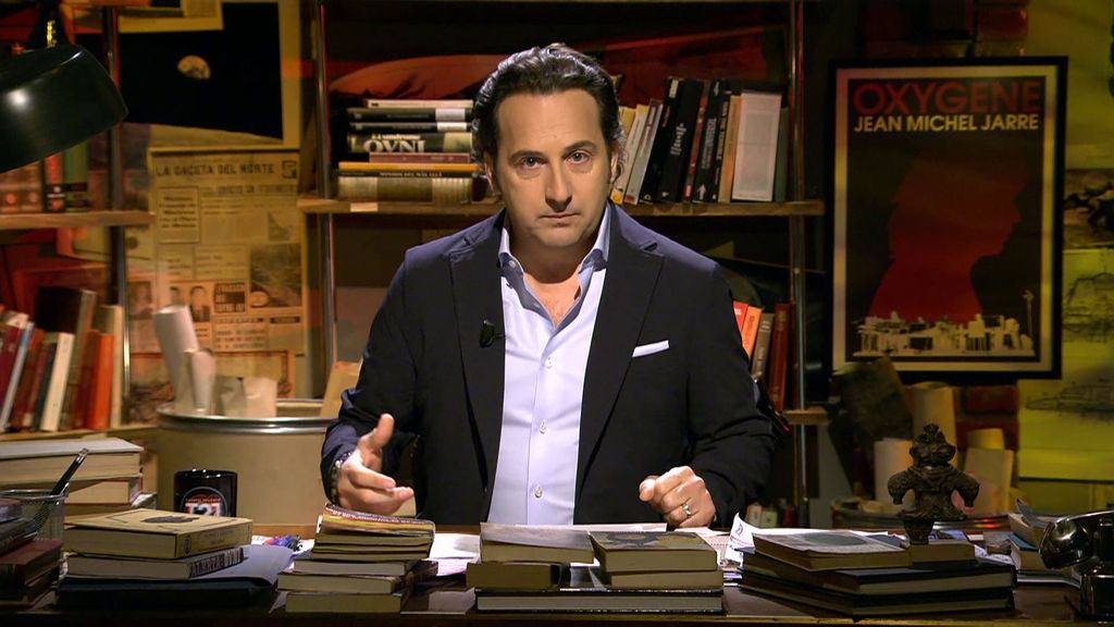 El consejo de Iker Jiménez para entrenar la coraza ante las críticas: "Yo lo he puesto en práctica" Cuarto Milenio Temporada 21 Top Vídeos 815