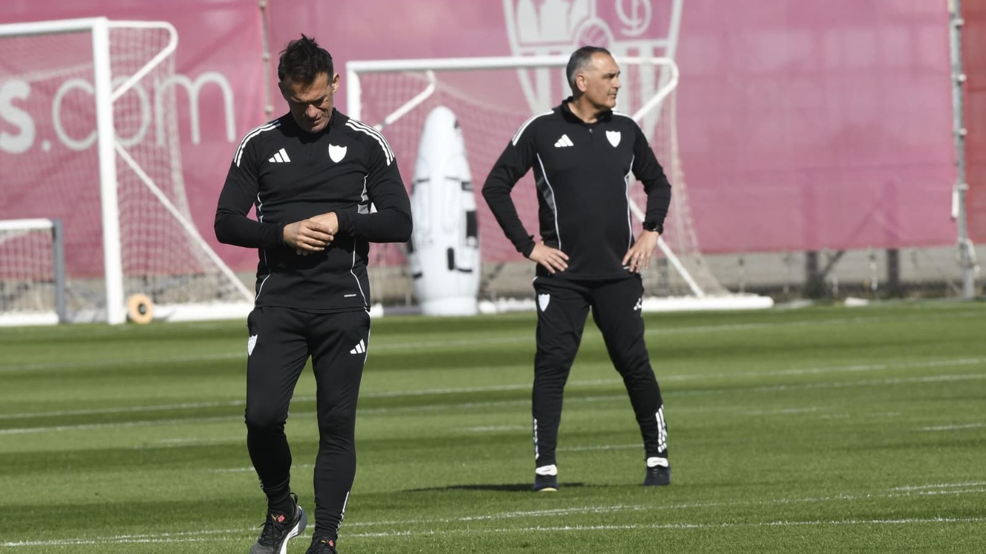 Luis García Plaza, en el entrenamiento del Sevilla del Viernes de Dolores