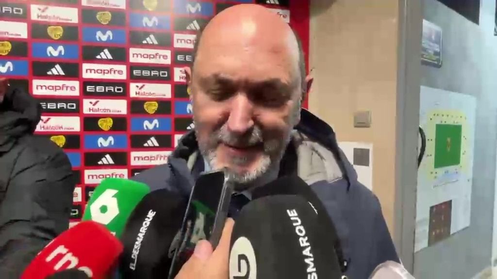 Rafael Louzán, tras el partido España - Serbia en Villarreal