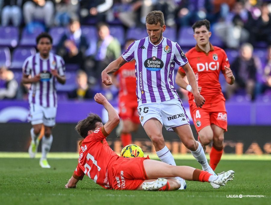 Vegard Erlien, ante el Burgos.