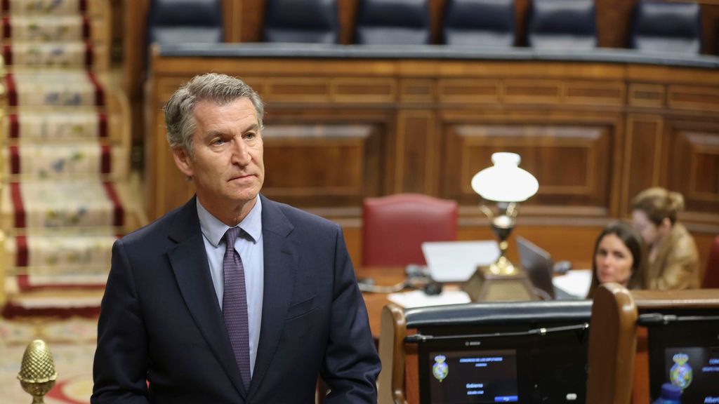 Alberto Núñez Feijóo: "La gente que me para en la calle me dice que soy demasiado blando"