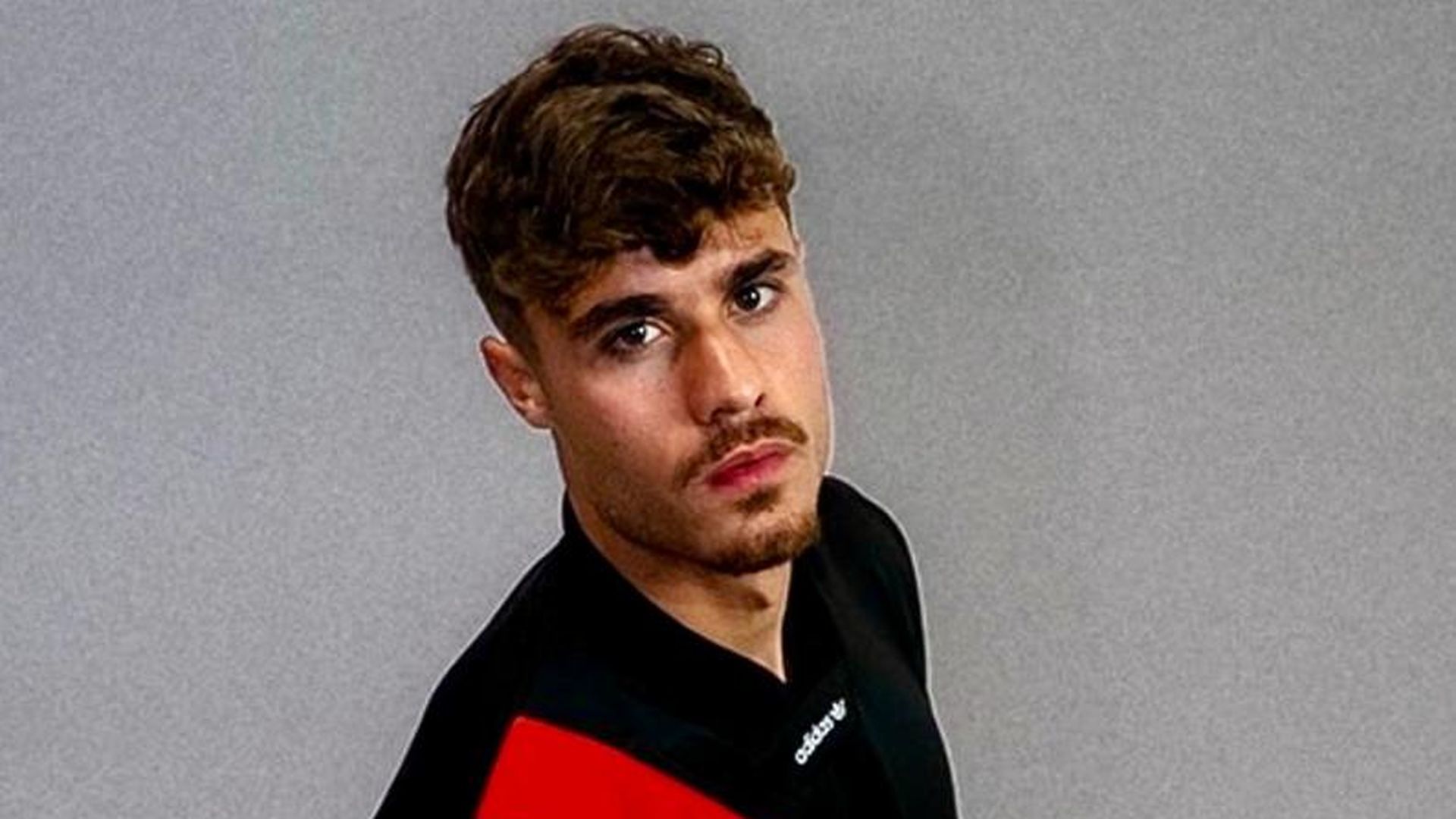 El lateral de Valtierra Hugo Rincón, cedido por el Athletic en Girona El lateral de Valtierra Hugo Rincón, cedido por el Athletic en Girona