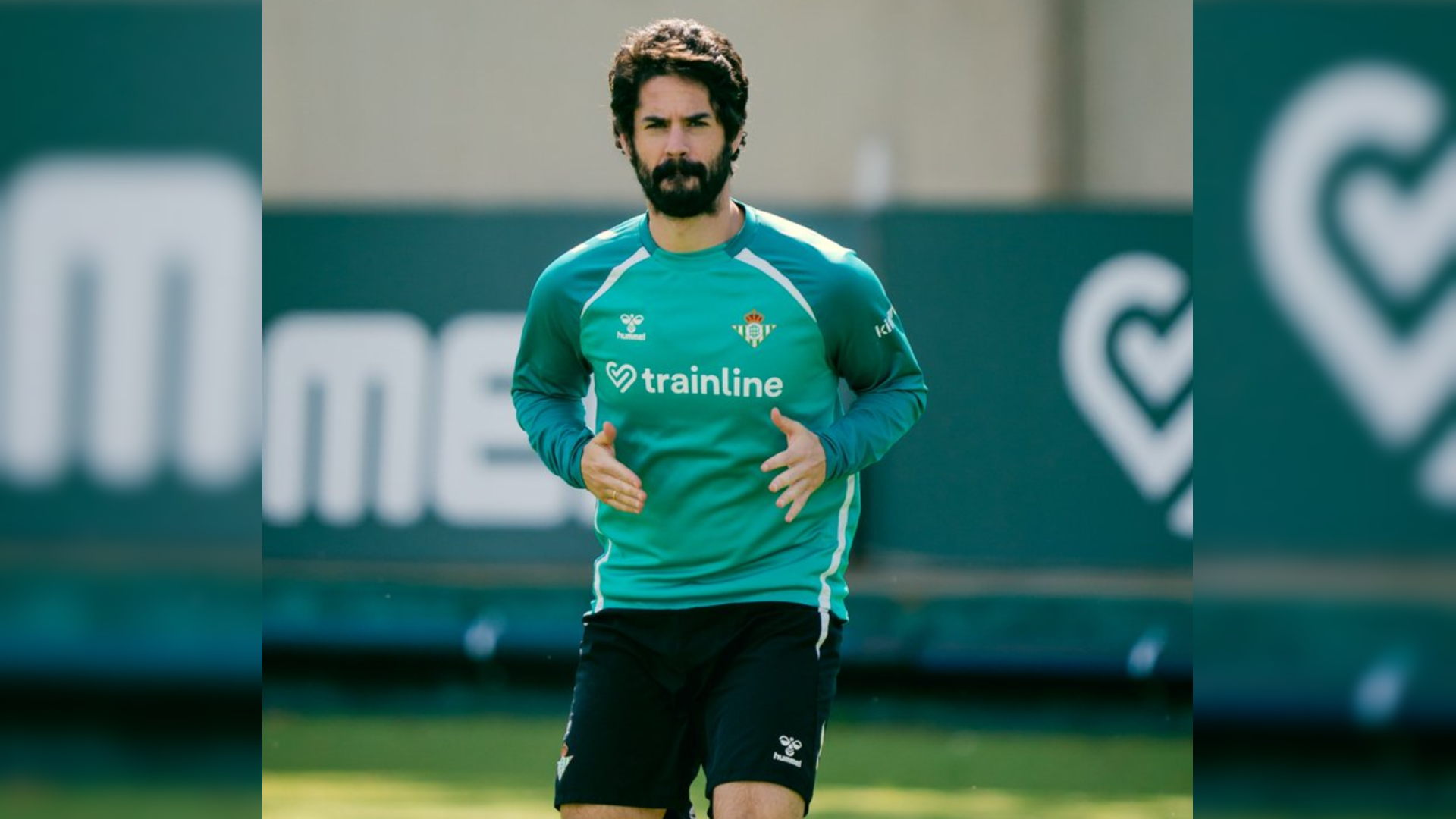 Isco Alarcón trabaja sobre el césped de la Ciudad Deportiva Isco Alarcón trabaja sobre el césped de la Ciudad Deportiva