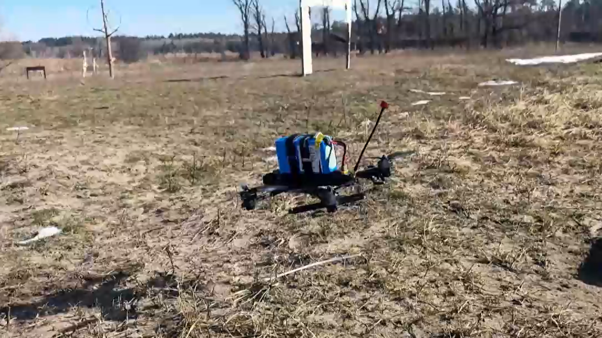 Los drones FPV, una tecnología rápida, pequeña y letal: cómo funcionan y qué son capaces de hacer en la guerra