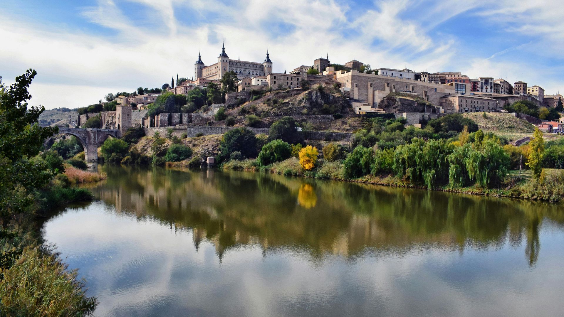 La ciudad de Toledo está bañada por el río Tajo