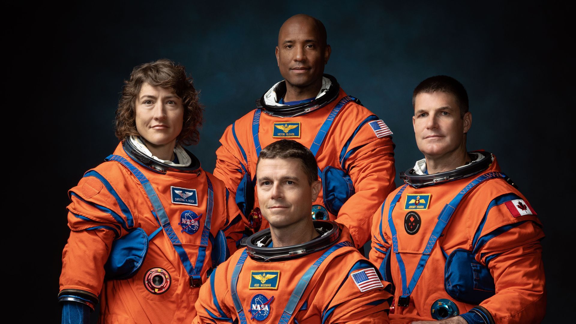 Los astronautas Reid Wiseman, Victor Glover, Christina Hammock Koch y Jeremy Hansen