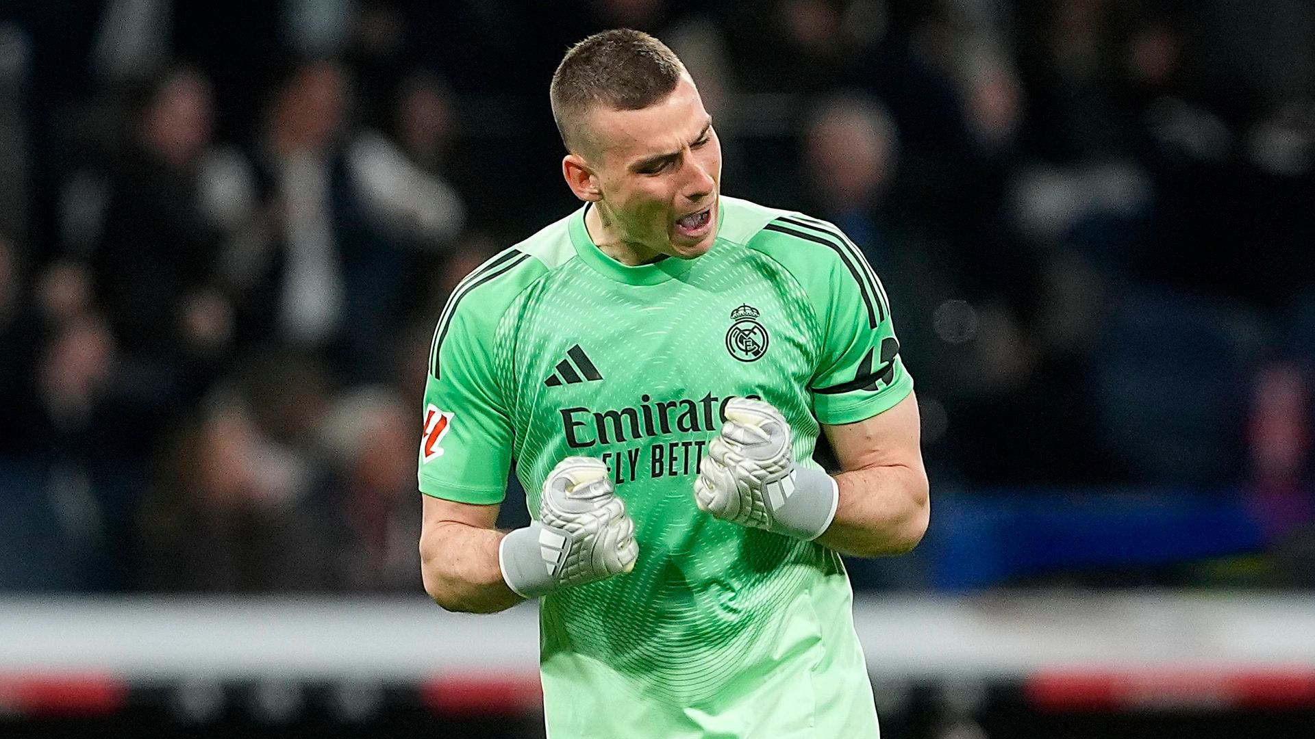 Lunin celebrando un gol con del Madrid