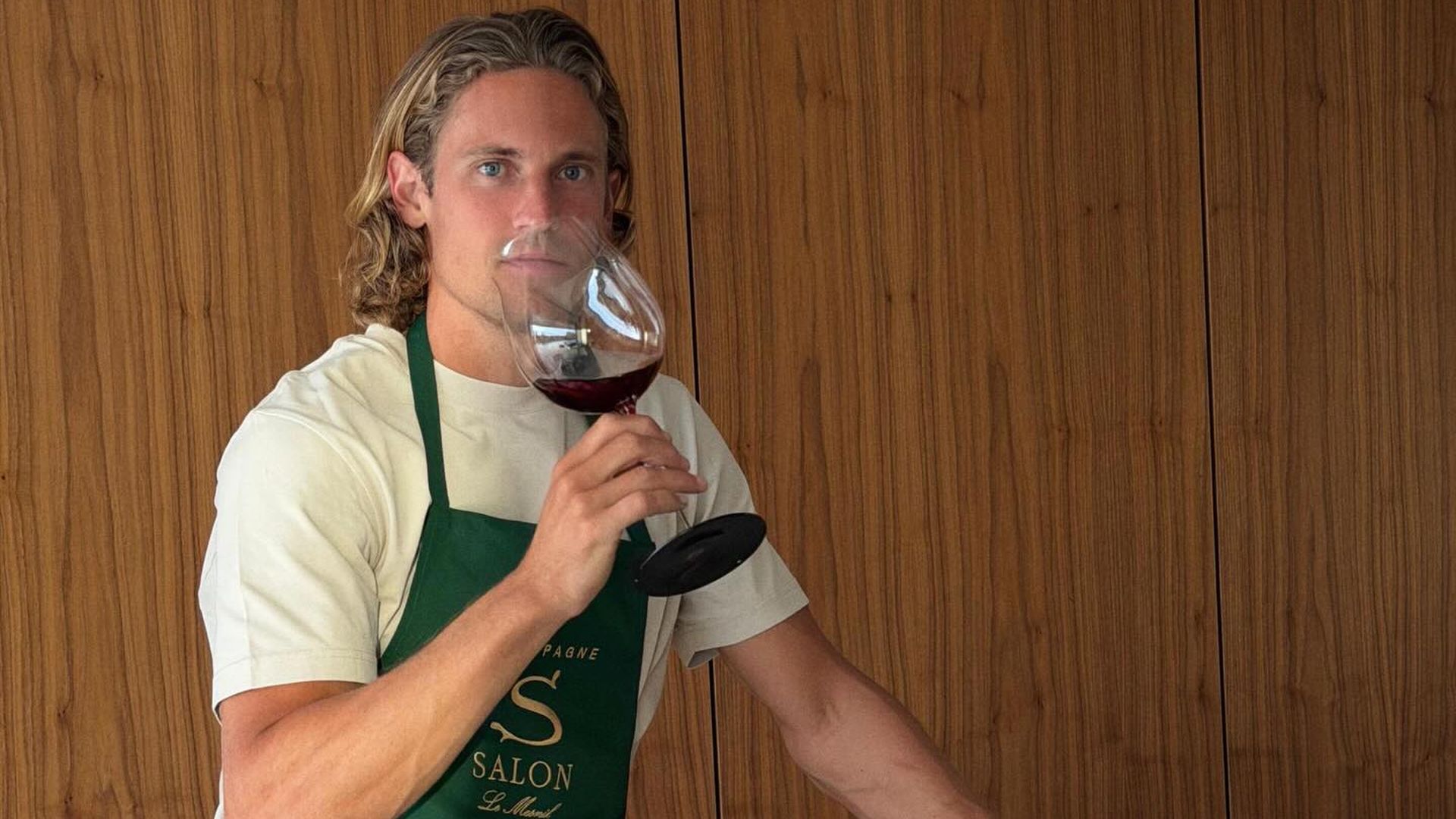 Marcos Llorente en su cocina Marcos Llorente en su cocina