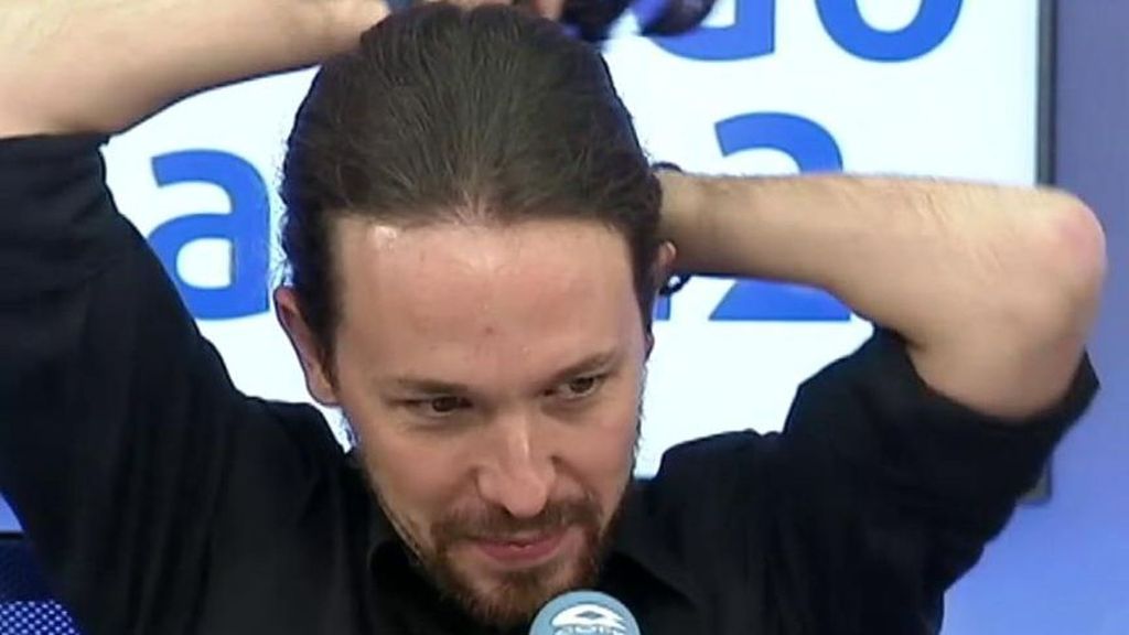 Pablo Iglesias guarda su coleta para venderla a un millonario
