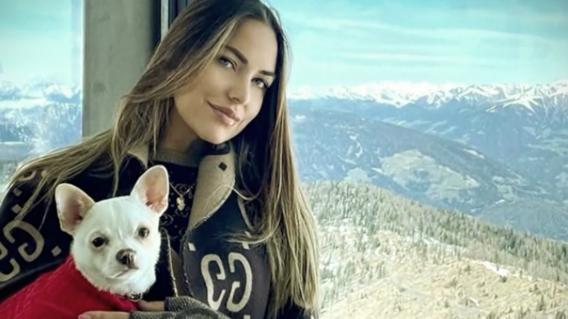 Profanan la tumba de Paola Genini, la modelo italina asesinada por su exnovio Profanan la tumba de Paola Genini, la modelo italina asesinada por su exnovio
