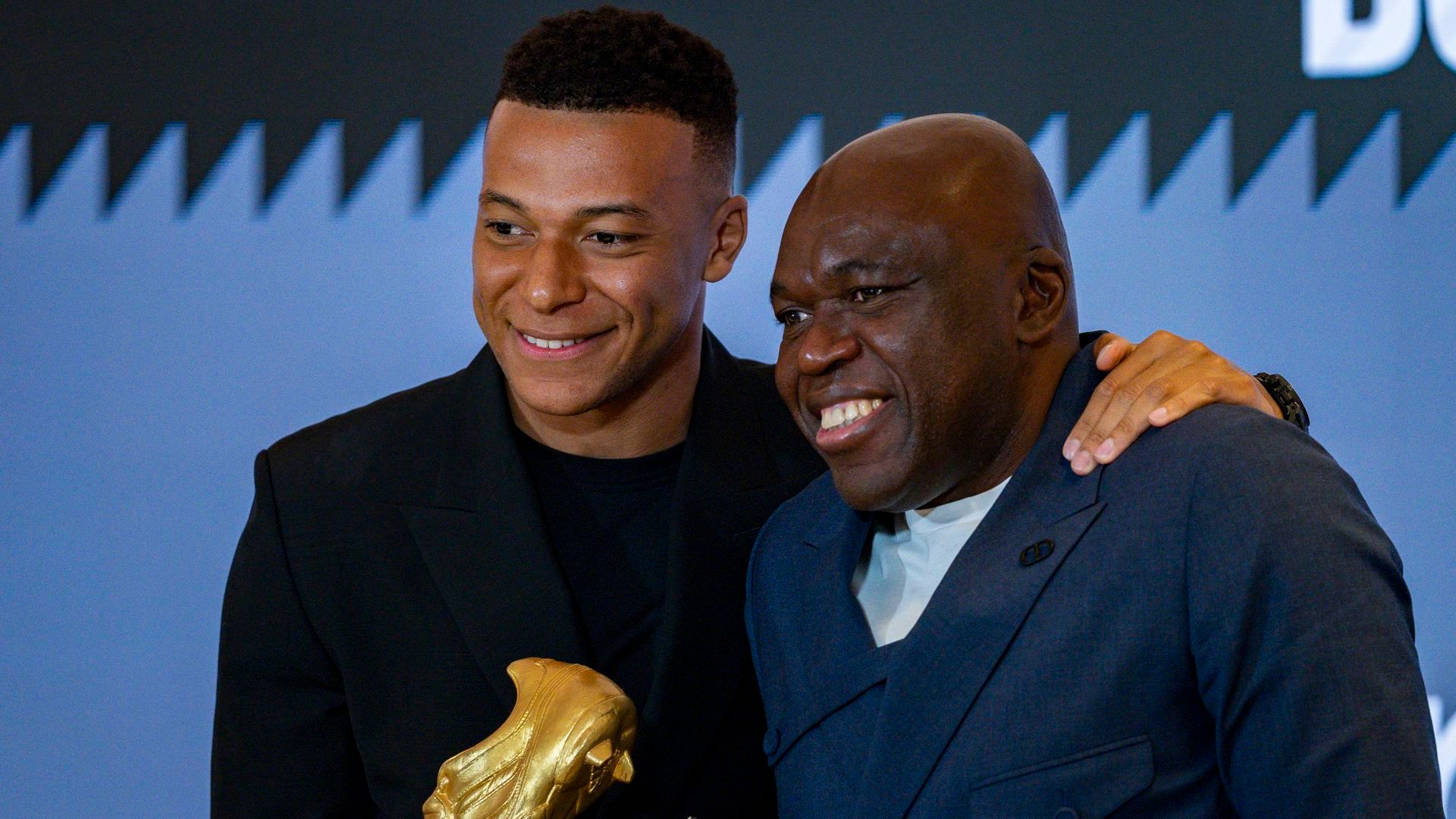 Kylian Mbappé con su padre Wilfried Kylian Mbappé con su padre Wilfried