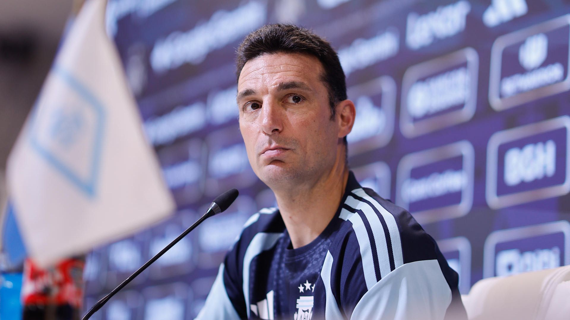 Lionel Scaloni en rueda de prensa