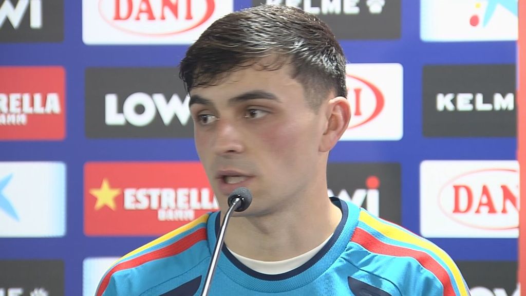 Pedri condena los insultos racistas en el RCD Stadium
